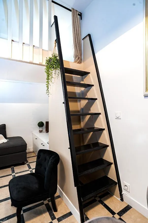 Apartament Luxurious Triplex - Marais & Montorgueil Paryż